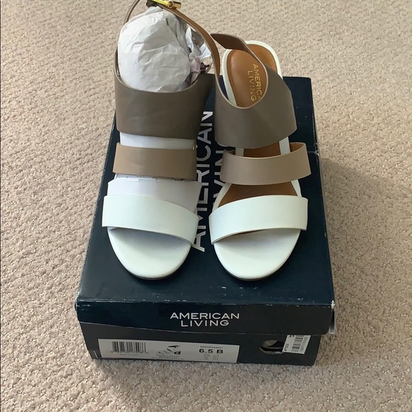 American Living Shoes - Size 6.5 short heels